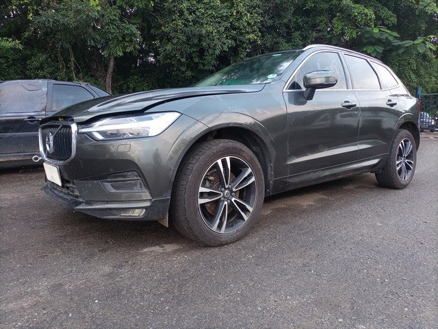 XC60 2.0 T5 MOMENTUN ANO 2019/2019