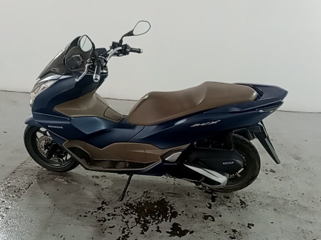PCX DLX ANO 2023/2023