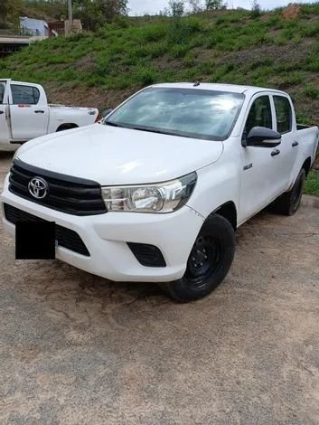 HILUX CD LOW M4FD 2.8, ANO 2017/2017